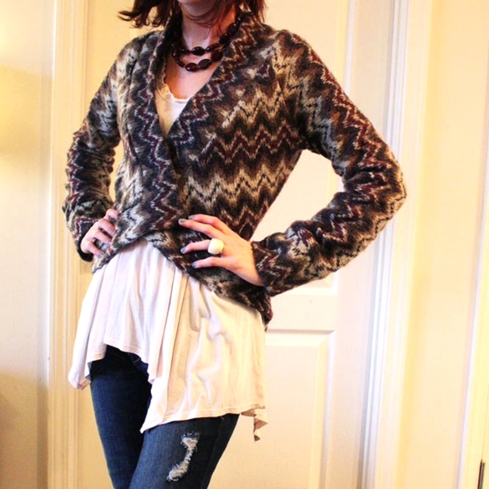 🎉HP🎉Mike Gonzalez Zig-Zag Crop Warm Snap-Front Jacket